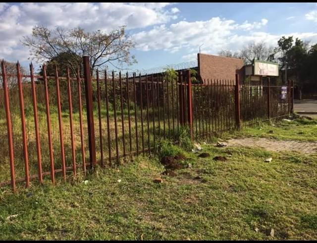 LAND FOR SALE IN ENNERDALE EXT 1